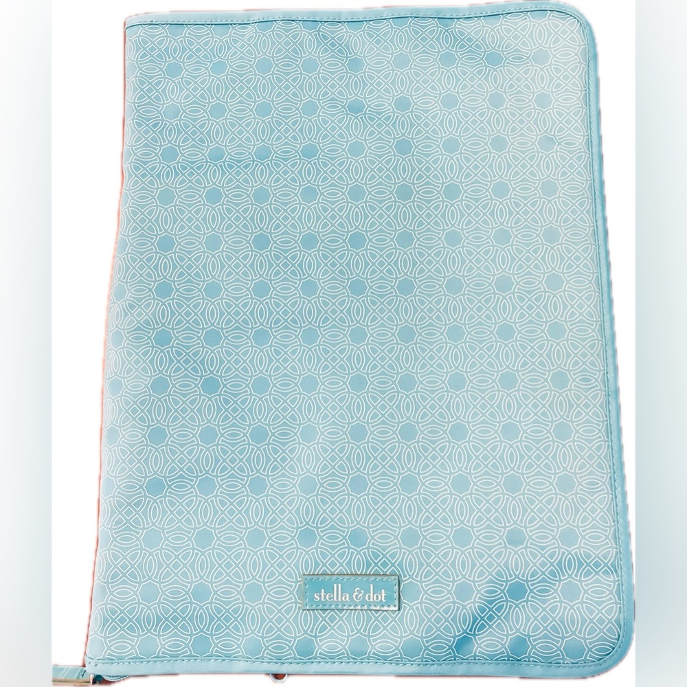 Stella & Dot Zip Around Jewellery Case